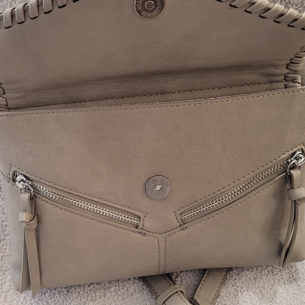 Purse - Picture 4 of 5